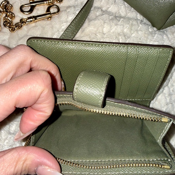 Coach Mini Sage Carryall in military green crossgrain leather with wallet - Picture 8 of 10